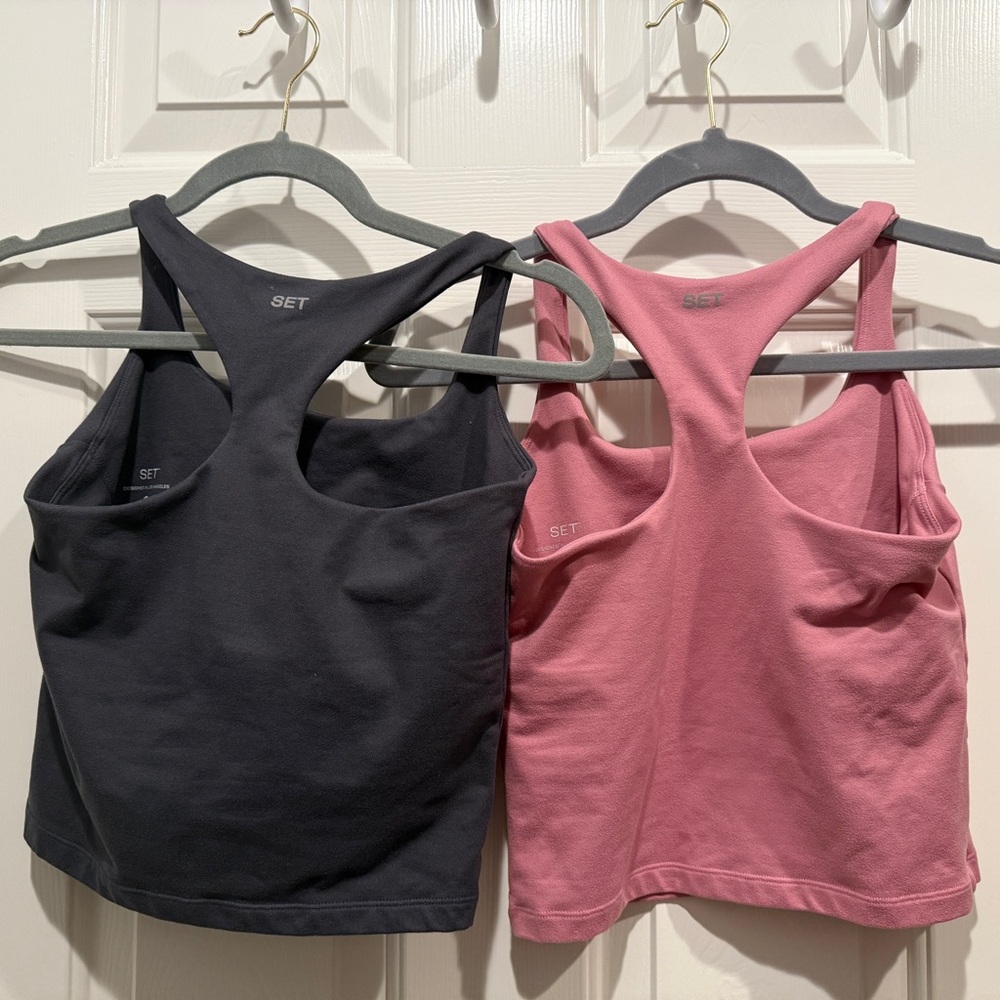 SET Active Tank Tops in Black and Pink